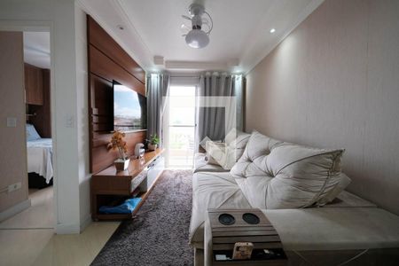 Sala/Cozinha de apartamento para alugar com 2 quartos, 50m² em Vila Paranagua, São Paulo