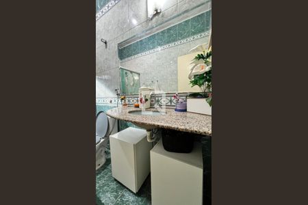 Banheiro de casa à venda com 2 quartos, 200m² em Padre Eustáquio, Belo Horizonte