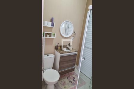 Banheiro de casa de condomínio para alugar com 3 quartos, 200m² em Jardim Promeca, Várzea Paulista