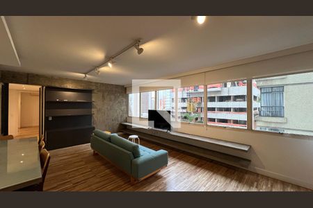 Sala de apartamento à venda com 2 quartos, 115m² em Cerqueira César, São Paulo