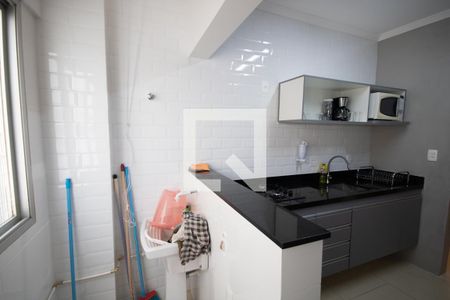 Cozinha de apartamento para alugar com 2 quartos, 64m² em Aviação, Praia Grande