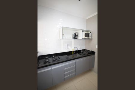 Cozinha de apartamento para alugar com 2 quartos, 64m² em Aviação, Praia Grande