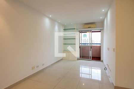 Sala de apartamento para alugar com 2 quartos, 71m² em Barra da Tijuca, Rio de Janeiro