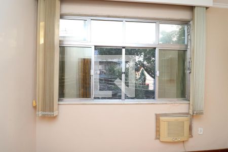 Quarto de apartamento à venda com 3 quartos, 121m² em Jardim Guanabara, Rio de Janeiro