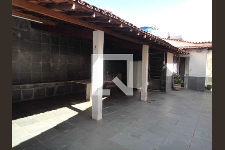 varanda de casa à venda com 3 quartos, 235m² em Ouro Preto, Belo Horizonte