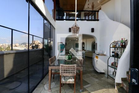 Sala de apartamento para alugar com 4 quartos, 400m² em Balneario Cidade Atlantica, Guarujá