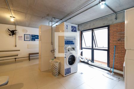 Área comum - Lavanderia de apartamento para alugar com 2 quartos, 109m² em Cerqueira César, São Paulo