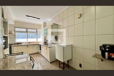 Cozinha de apartamento para alugar com 4 quartos, 320m² em Lourdes, Belo Horizonte