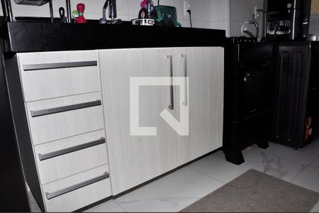  Cozinha  de apartamento à venda com 2 quartos, 43m² em Vila Anastácio, São Paulo