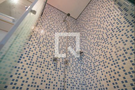 Banheiro Social de casa para alugar com 2 quartos, 120m² em Petrópolis, Porto Alegre
