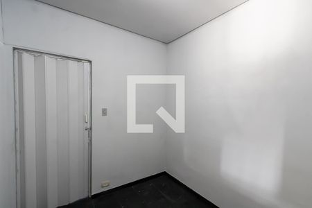 Quarto 2 de casa para alugar com 2 quartos, 80m² em Jardim Triana, São Paulo