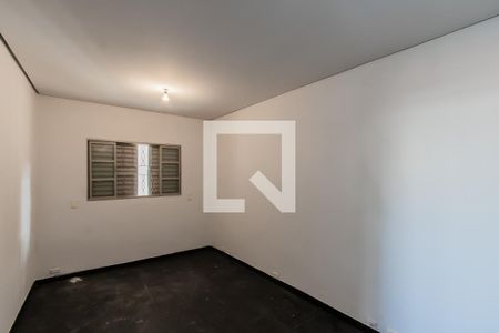 Quarto 1 de casa para alugar com 2 quartos, 80m² em Jardim Triana, São Paulo
