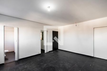 Sala de casa para alugar com 2 quartos, 80m² em Jardim Triana, São Paulo