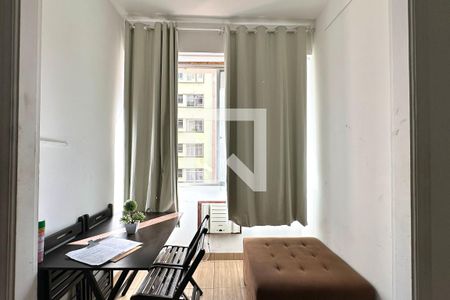 Sala/Quarto de apartamento para alugar com 0 quarto, 27m² em Copacabana, Rio de Janeiro