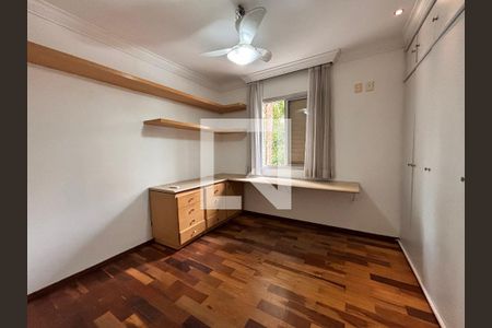 Quarto de apartamento à venda com 2 quartos, 80m² em Indianópolis, São Paulo