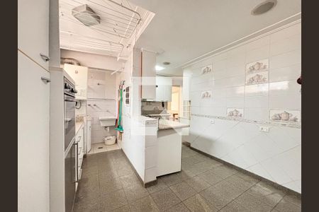 Cozinha de apartamento à venda com 2 quartos, 80m² em Indianópolis, São Paulo