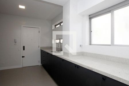 Cozinha e Área de Serviço de apartamento à venda com 3 quartos, 115m² em Petrópolis, Porto Alegre