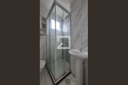 Banheiro de apartamento à venda com 2 quartos, 46m² em Jardim Utinga, Santo André