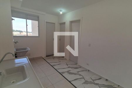 Cozinha de apartamento para alugar com 2 quartos, 48m² em Jardim Casa Branca, Suzano