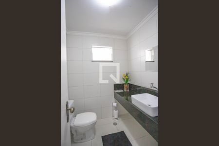 Lavabo de casa para alugar com 3 quartos, 280m² em Canhema, Diadema