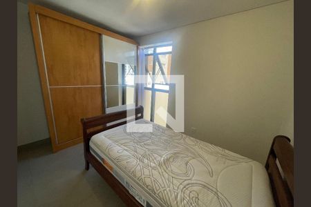 Suíte 2 de apartamento à venda com 2 quartos, 65m² em Santo Antônio, Belo Horizonte
