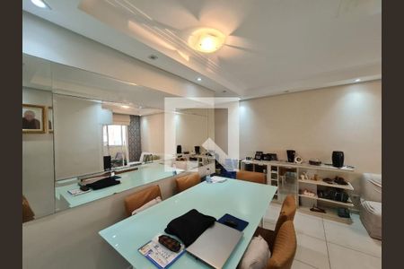Sala de apartamento à venda com 2 quartos, 62m² em Vila Rosalia, Guarulhos