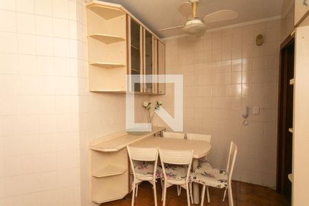 Cozinha de apartamento à venda com 3 quartos, 115m² em Passo D’areia, Porto Alegre