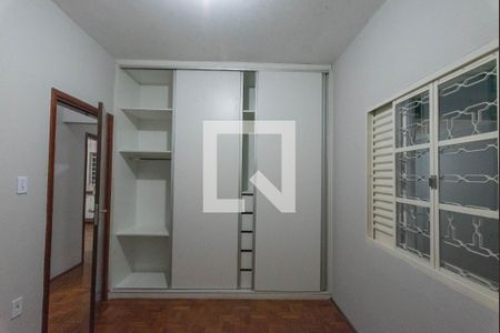 Quarto 1 de casa para alugar com 3 quartos, 250m² em Vila Carminha, Campinas