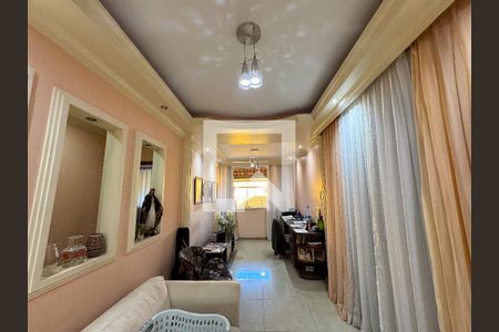 Sala de casa à venda com 3 quartos, 250m² em Novo Riacho, Contagem