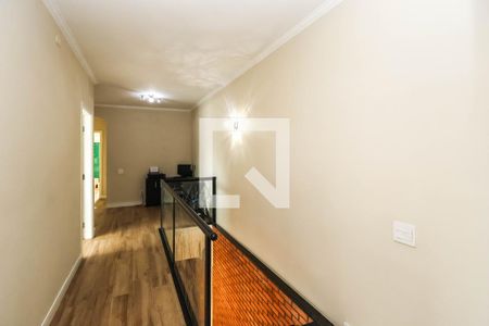 Área Privativa de casa à venda com 4 quartos, 229m² em Vila Santo Estefano, São Paulo