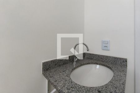 Banheiro de apartamento à venda com 2 quartos, 44m² em Jardim Ibirapuera, Campinas
