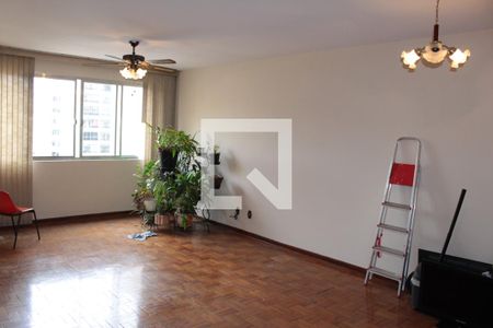 Sala de apartamento à venda com 3 quartos, 125m² em Vila Buarque, São Paulo