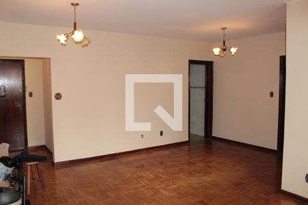 Sala de apartamento à venda com 3 quartos, 125m² em Vila Buarque, São Paulo