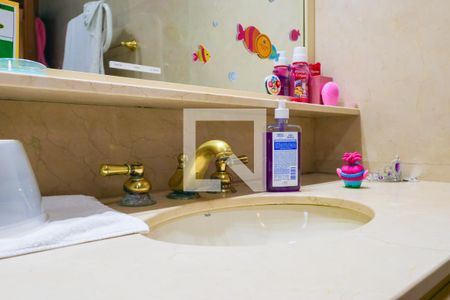 Banheiro da Suíte 2 de apartamento para alugar com 3 quartos, 520m² em Vila Suzana, São Paulo