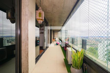 Varanda da Sala de apartamento para alugar com 3 quartos, 520m² em Vila Suzana, São Paulo