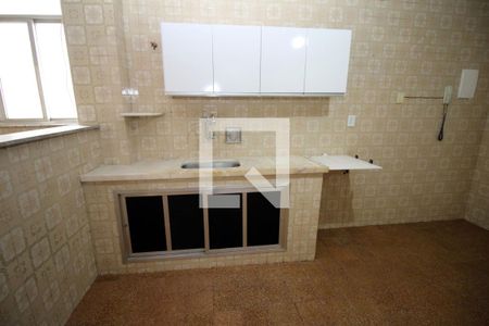 Cozinha de apartamento para alugar com 3 quartos, 72m² em Irajá, Rio de Janeiro