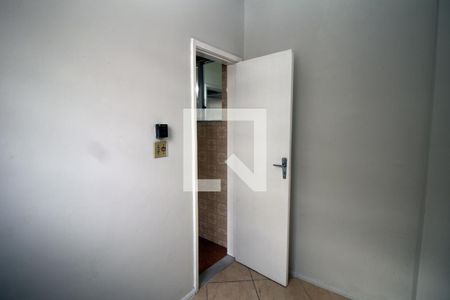 Quarto de Serviço de apartamento para alugar com 3 quartos, 72m² em Irajá, Rio de Janeiro
