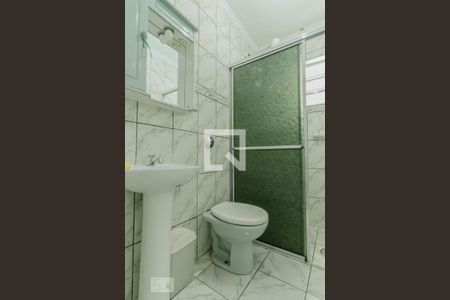 Banheiro de casa à venda com 3 quartos, 130m² em Parque João Ramalho, Santo André