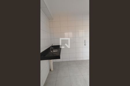 Cozinha de apartamento à venda com 2 quartos, 60m² em Chácara Cotia, Contagem