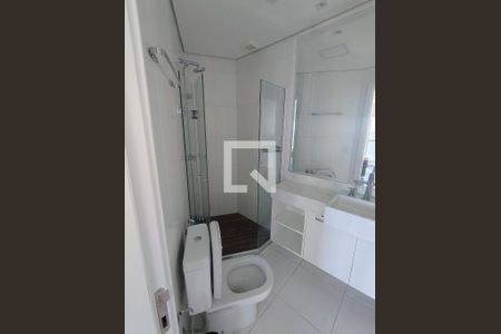 Banheiro de apartamento à venda com 1 quarto, 61m² em Cristal, Porto Alegre
