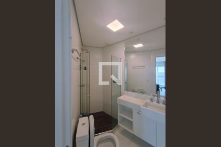 Banheiro de apartamento à venda com 1 quarto, 61m² em Cristal, Porto Alegre