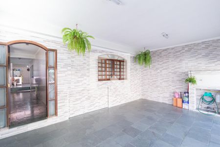 Garagem de casa à venda com 4 quartos, 268m² em Bandeiras, Osasco