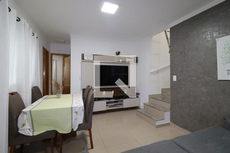 Sala de apartamento à venda com 2 quartos, 78m² em Vila Vitória, Santo André