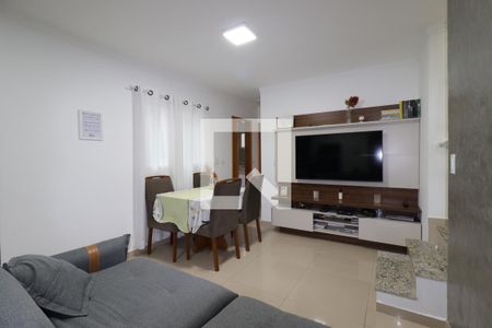Sala de apartamento à venda com 2 quartos, 78m² em Vila Vitória, Santo André