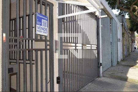 Fachada Plaquinha de apartamento à venda com 1 quarto, 34m² em Cambuci, São Paulo