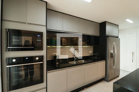 Cozinha de apartamento à venda com 3 quartos, 146m² em Jardim São Paulo, São Paulo