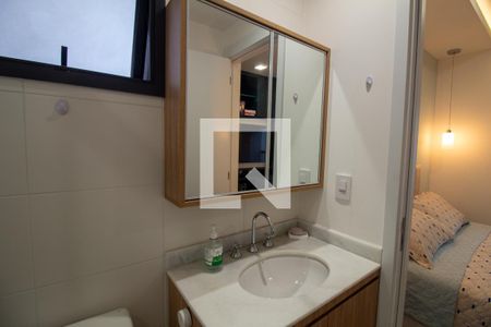 Banheiro de kitnet/studio para alugar com 1 quarto, 26m² em Brooklin, São Paulo