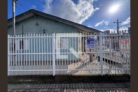Fachada de casa à venda com 3 quartos, 160m² em Campina, São Leopoldo