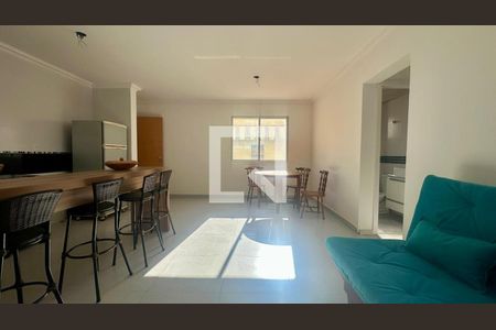 Sala de apartamento à venda com 2 quartos, 65m² em Fernão Dias, Belo Horizonte