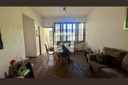 Sala de apartamento à venda com 3 quartos, 90m² em Santa Efigênia, Belo Horizonte